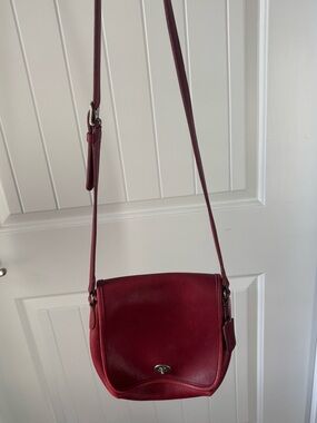 Coach vintage legacy red crossbody purse 9076